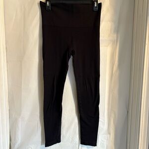 Spanx Look at Me Now Seamless Leggings Womens‎ Medium Black Athleisure Stretch